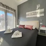 Lounge * Pula