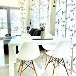 Lounge شقة